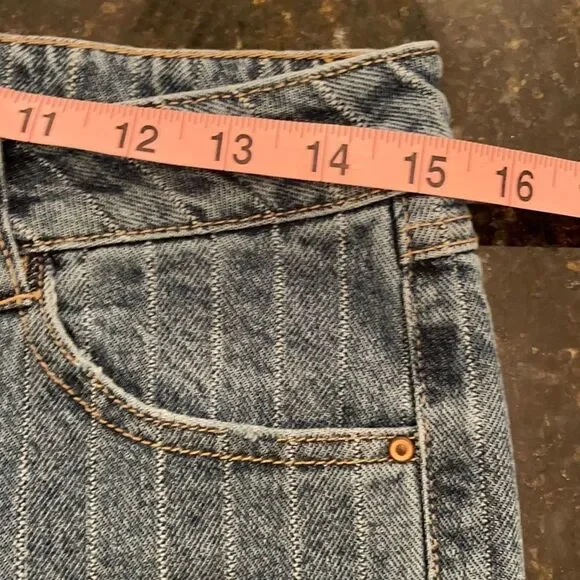 Urban Bliss Sz 12 Pinstriped Cuff Jeans Like New! - Picture 8 of 10